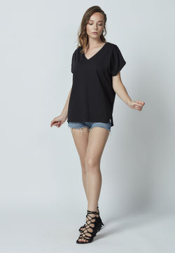 Recycled Cotton-Recycled Polyester V-Neck T-shirt LET-37